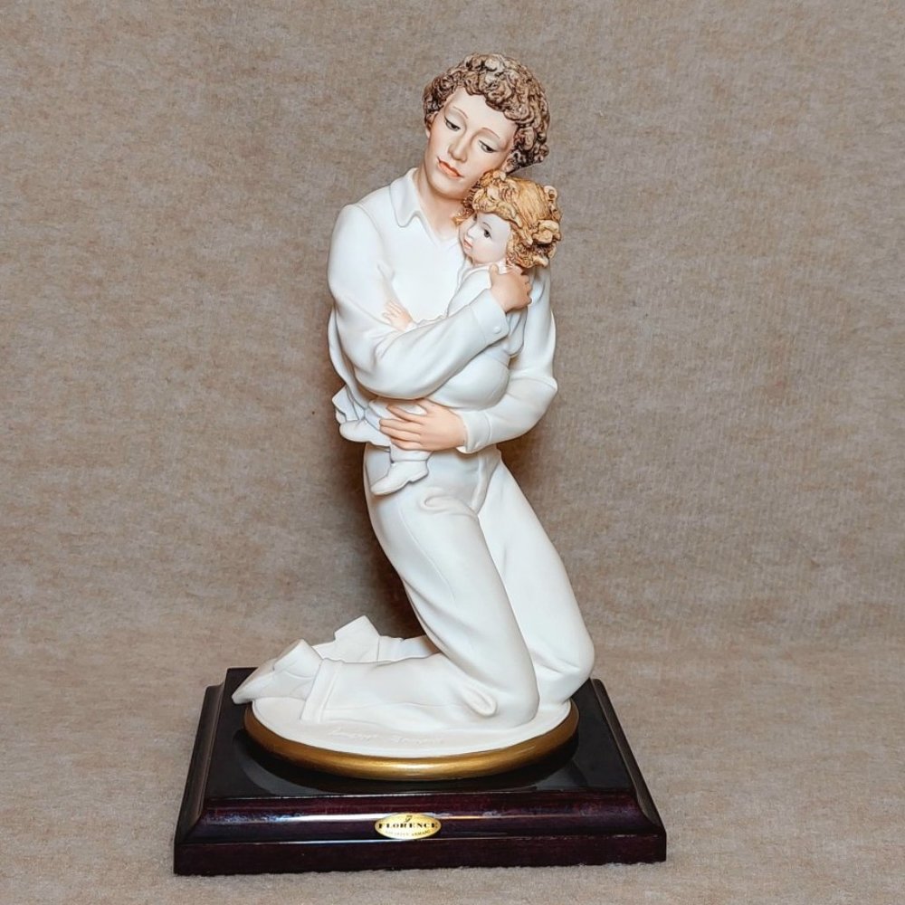 Ltd. Ed. Giuseppe Armani "Father's Joy" Vintage Collectible Statue Sculpture